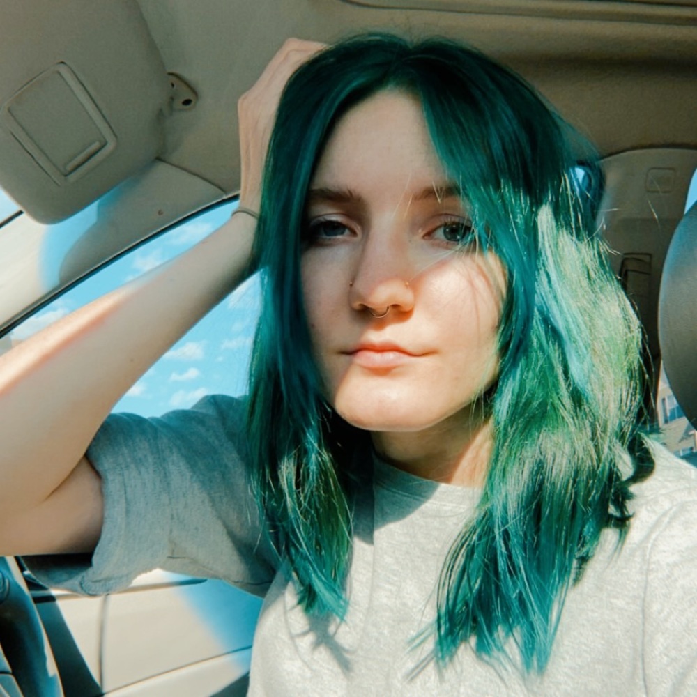 Meet your Posher, Julia